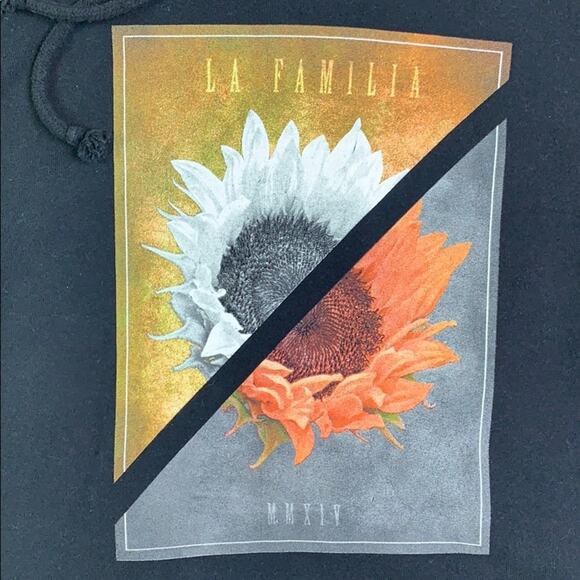 LA FAMILIA Women's Black Floral Graphic Hoodie Sweatshirt - Picture 2 of 8